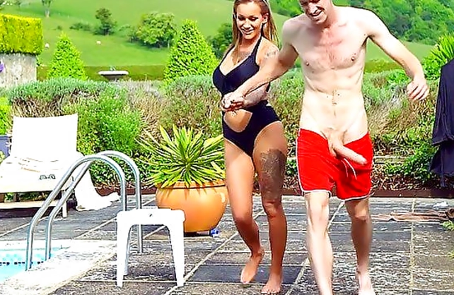 Big-cocked guy obtains a chance to assfuck hot naked girl by the pool