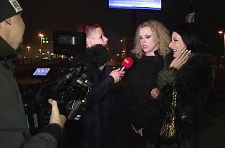 Beautiful blonde from Germany will be a naked girl after blowjob in car