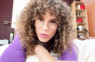 Slutty Jewish naked MILF with Curly Hair Gives a Masterclass in Cock Handling