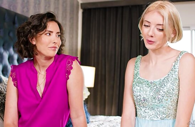 Lesbian Seduction ☆ Lena's Stepmom Gets Horny and Wild