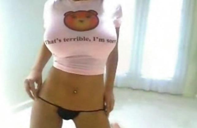 Sexy babe with huge bangers plays in front of her webcam