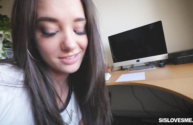 Long-haired slut girl enjoys getting cock sucking experience in front of a cam