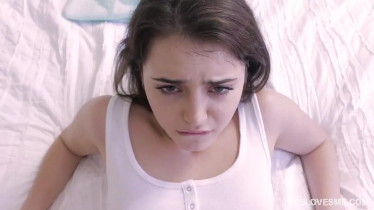 ахуенно. у мальчика сестёр столько же, сколько и братьев. спустил на платье сестры. сколько братьев и сестёр было у дьячка?. конча в сестре.