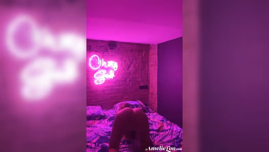 Brunette flaunts her naked slim figure perfectly