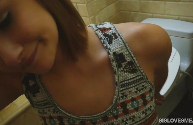 Young amateur moans with a full dick slamming her G spot like a charm