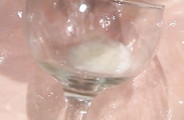 Pissy nude slut drinks piss and fucks in exclusive fetish porn scenes