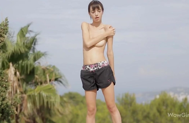 Sporty teen gets naked and starts masturbating until she cums like crazy