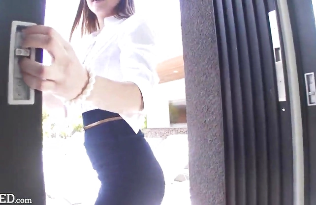 Slut gets her throat fucked in the shower until she cums hardcore