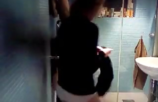 Voyeur films naked wife when bathing and rubbing her pussy