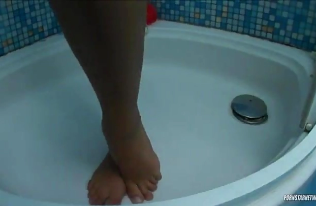 Gorgeous girl with a tight body masturbates really hard in the shower